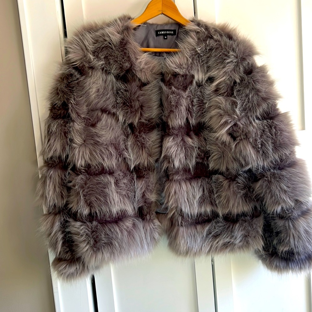 Cameo Rose grey faux fur jacket US size 10